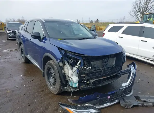 NISSAN ROGUE PLATINUM 2022