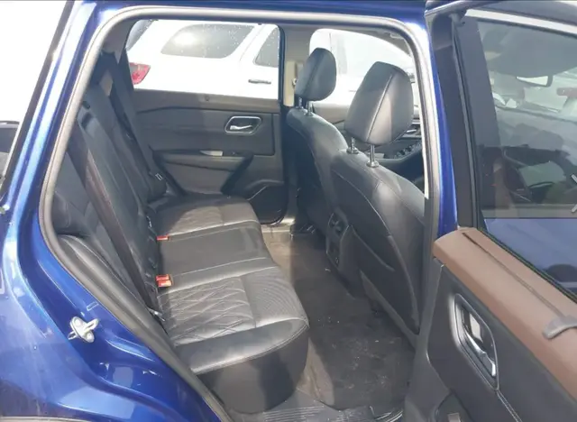 NISSAN ROGUE PLATINUM 2022