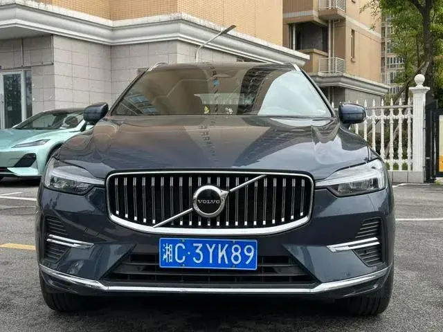 VOLVO XC60 B5 AWD INSCRIPTION 2023
