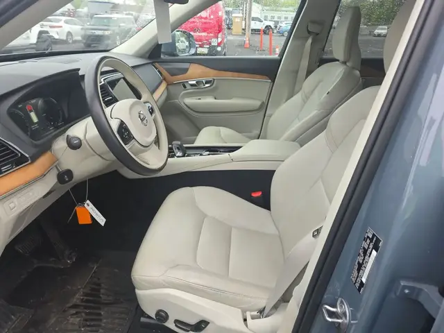 VOLVO XC90 RECHARGE PLUG-IN HYBRID 2022