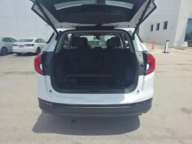 GMC TERRAIN SLT 2022