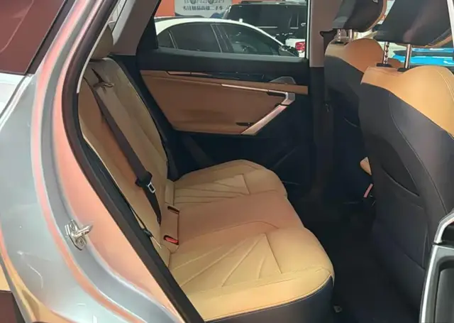 GEELY BOYUE L 2023