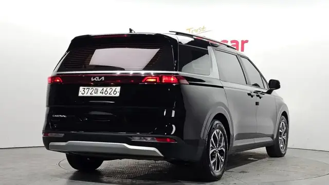 KIA CARNIVAL PRESTIGE 2021