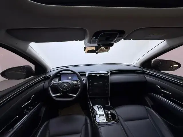 HYUNDAI TUCSON PREMIUM 2023