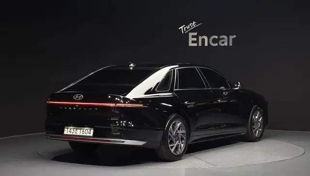 HYUNDAI GRANDEUR PREMIUM 2023