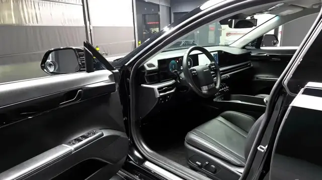 HYUNDAI GRANDEUR PREMIUM 2023
