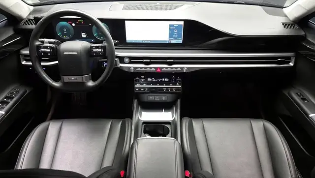 HYUNDAI GRANDEUR PREMIUM 2023