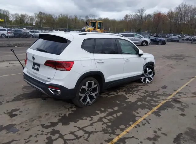 VOLKSWAGEN TAOS SEL 2022