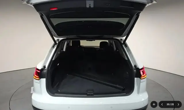 VOLKSWAGEN TOUAREG 2022