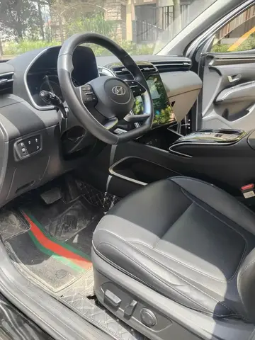 HYUNDAI TUCSON LUXURY 2023