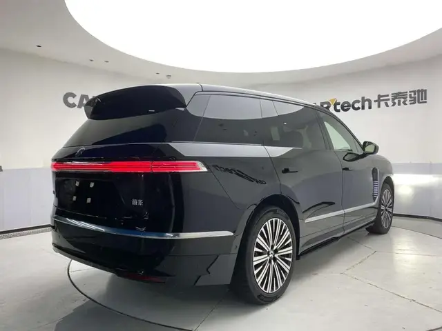 NIO ES9 LUXURY 2026