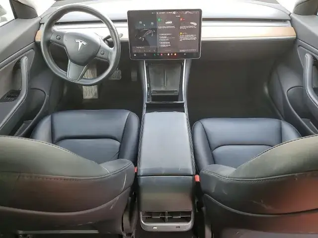 TESLA MODEL 3 2018