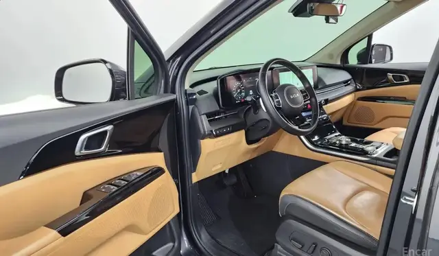 KIA CARNIVAL NOBLESSE 2022