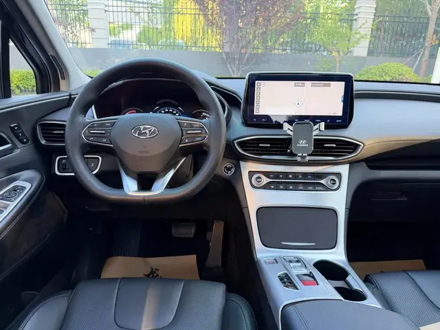 HYUNDAI SANTA FE DLX SUPREME 2022