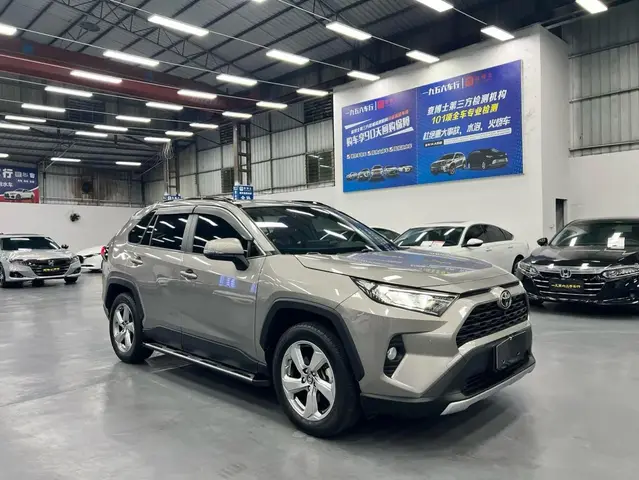 TOYOTA RAV4 2022