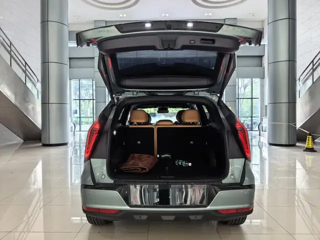 GEELY BOYUE L 2025