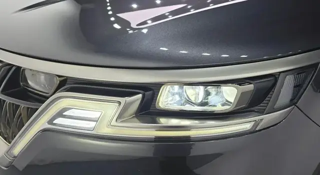 KIA CARNIVAL NOBLESSE 2022