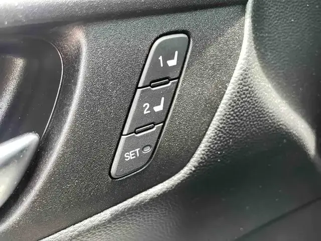 HONDA BREEZE PREMIUM 2023