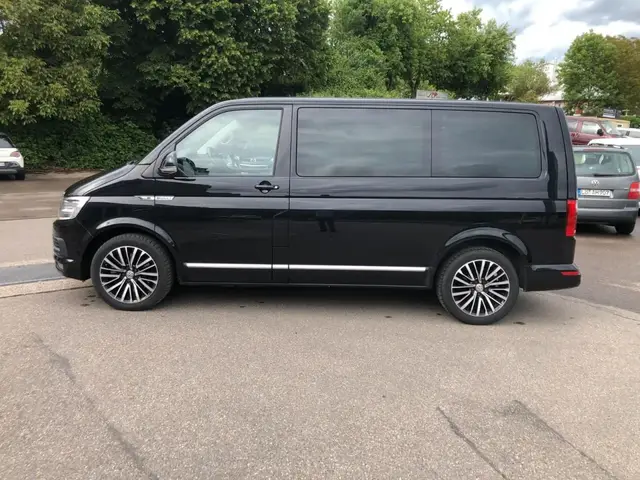 VOLKSWAGEN MULTIVAN 4WD 2017