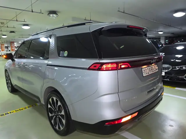KIA CARNIVAL NOBLESSE 2022
