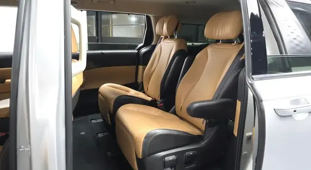 KIA CARNIVAL NOBLESSE 2022