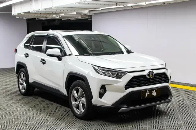 TOYOTA RAV4 FASHION PLUS EDITION 2022