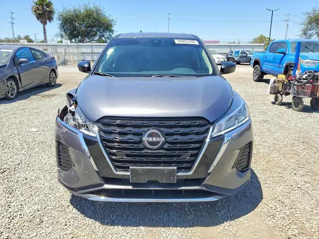 NISSAN KICKS S 2023