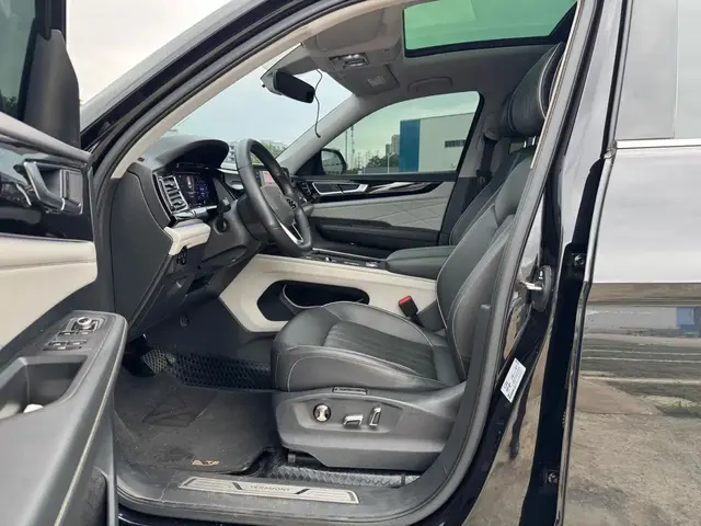 VOLKSWAGEN TERAMONT PREMIUM 2023