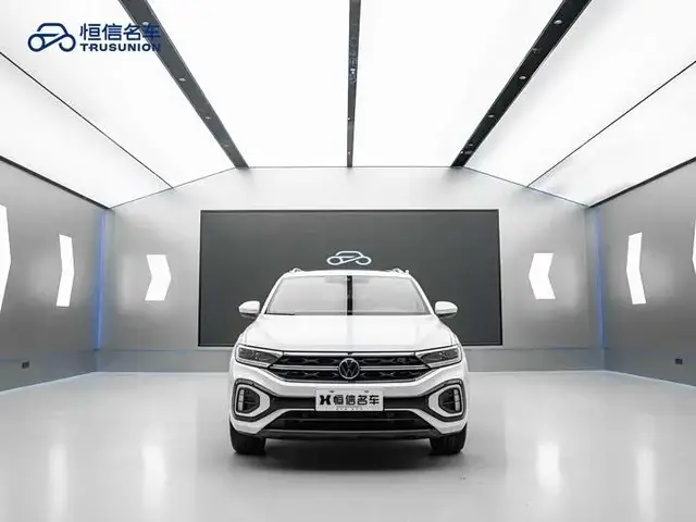 VOLKSWAGEN T-ROC 2023