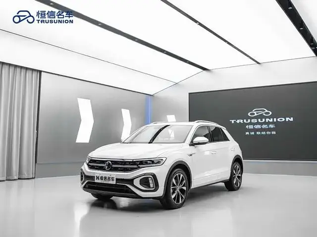 VOLKSWAGEN T-ROC 2023