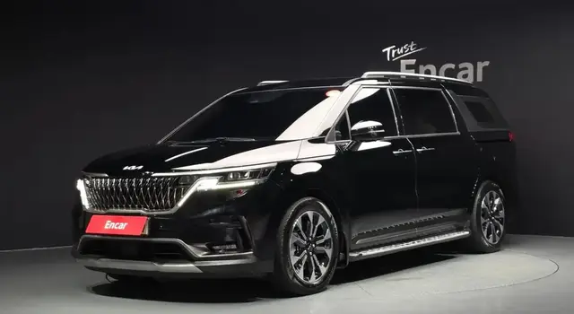 KIA CARNIVAL NOBLESSE 2022