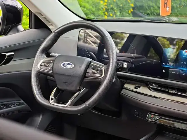 FORD EQUATOR SPORT 2023