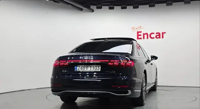 AUDI A8 PREMIUM 2023