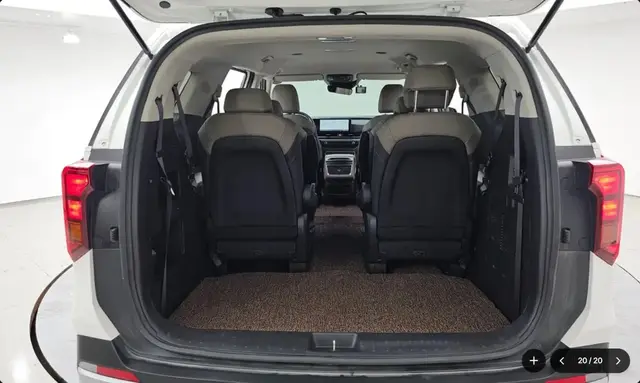 KIA CARNIVAL PRESTIGE 2023