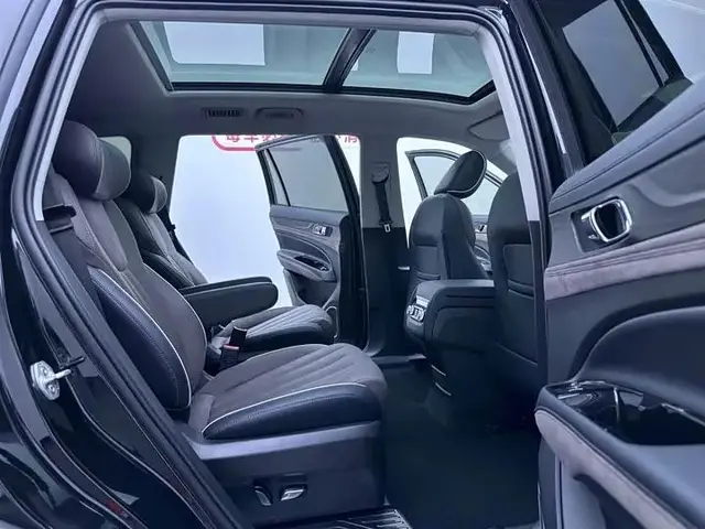 FORD EQUATOR PREMIUM 2023
