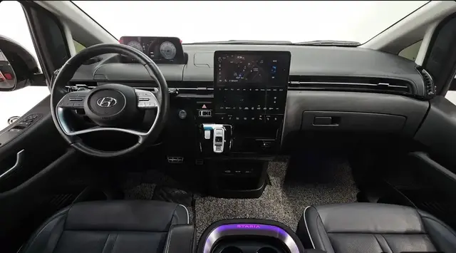 HYUNDAI STARIA 2022