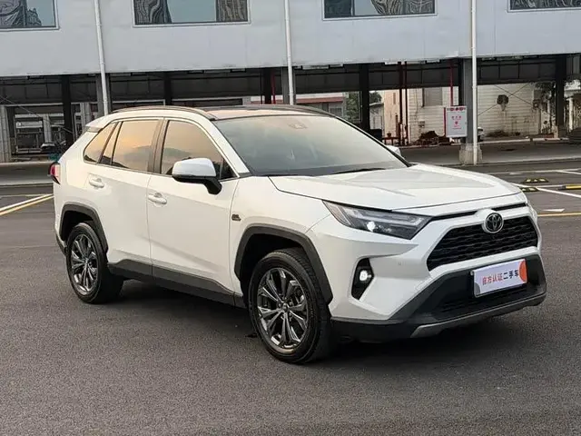 TOYOTA RAV 2023
