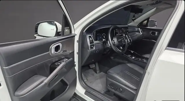 KIA SORENTO NOBLESSE 2023