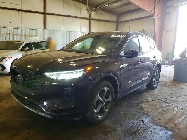 FORD ESCAPE 2023
