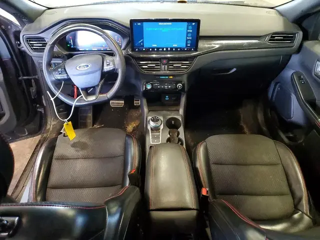 FORD ESCAPE 2023
