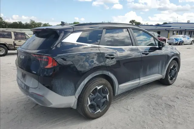 KIA SPORTAGE EX 2025