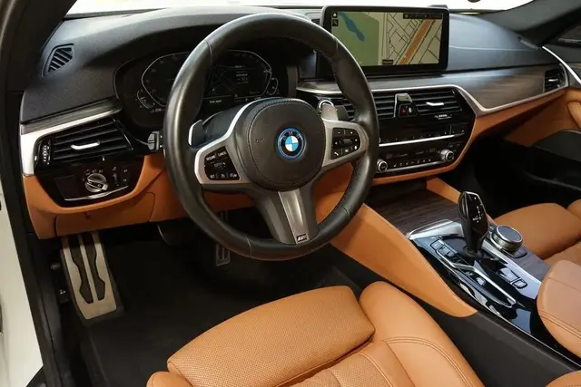 BMW 5 SERIES SEDAN 530E 2023