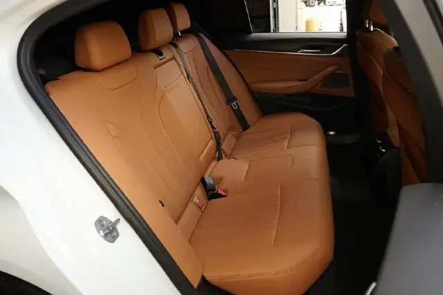 BMW 5 SERIES SEDAN 530E 2023