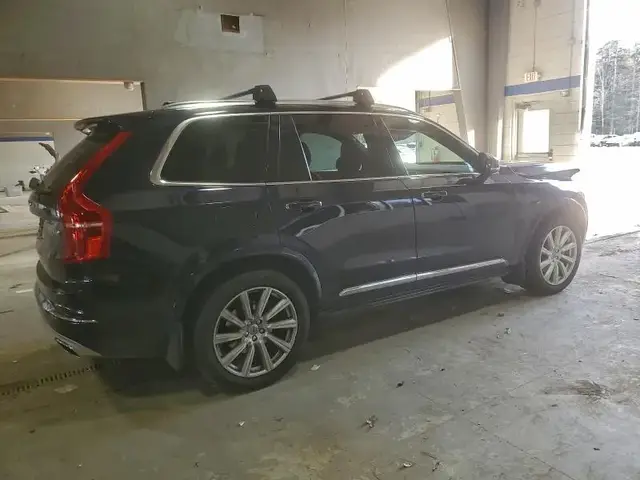 VOLVO XC90 2019