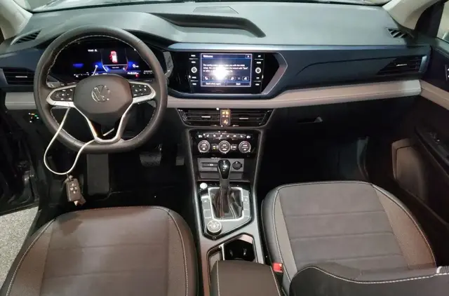 VOLKSWAGEN TAOS SE 2024