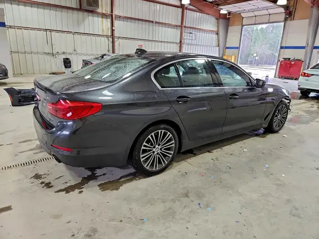 BMW 530 XI 2019