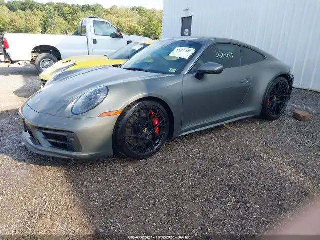 PORSCHE 911 GTS 2023