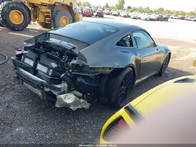 PORSCHE 911 GTS 2023