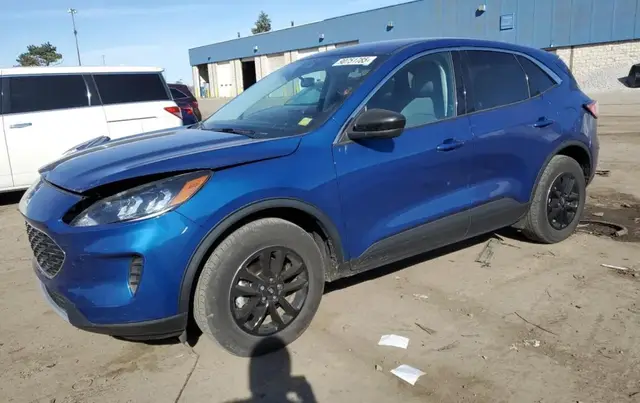 FORD ESCAPE SE 2022
