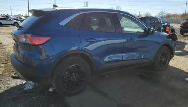 FORD ESCAPE SE 2022